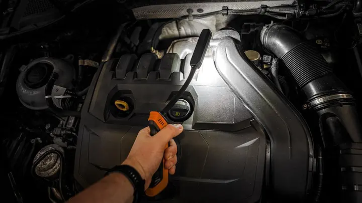 Şarj edilebilir atölye lambası 400 lm COB + fener